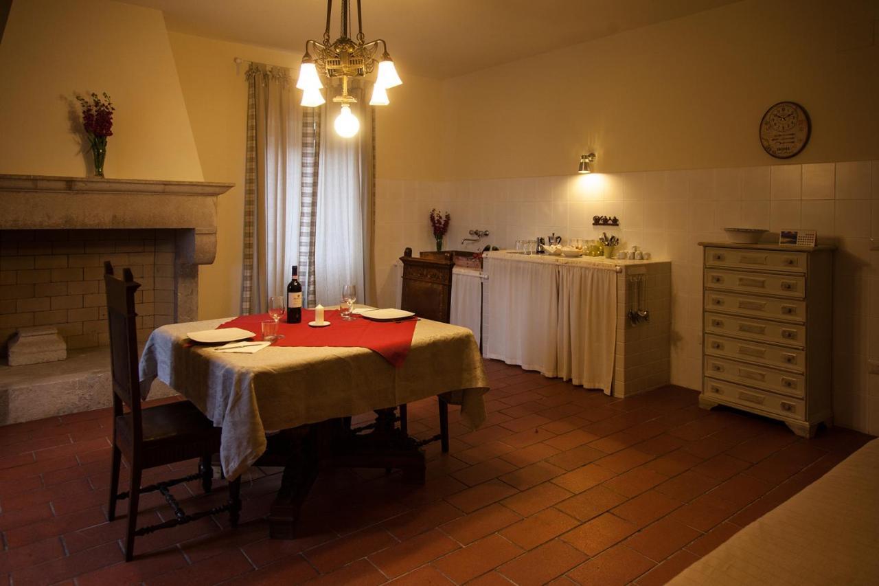 Agriturismo La Commenda-Adults Only Cascia Room photo